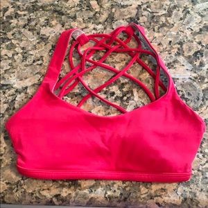 Lululemon Free to be wild sport bra size 2
